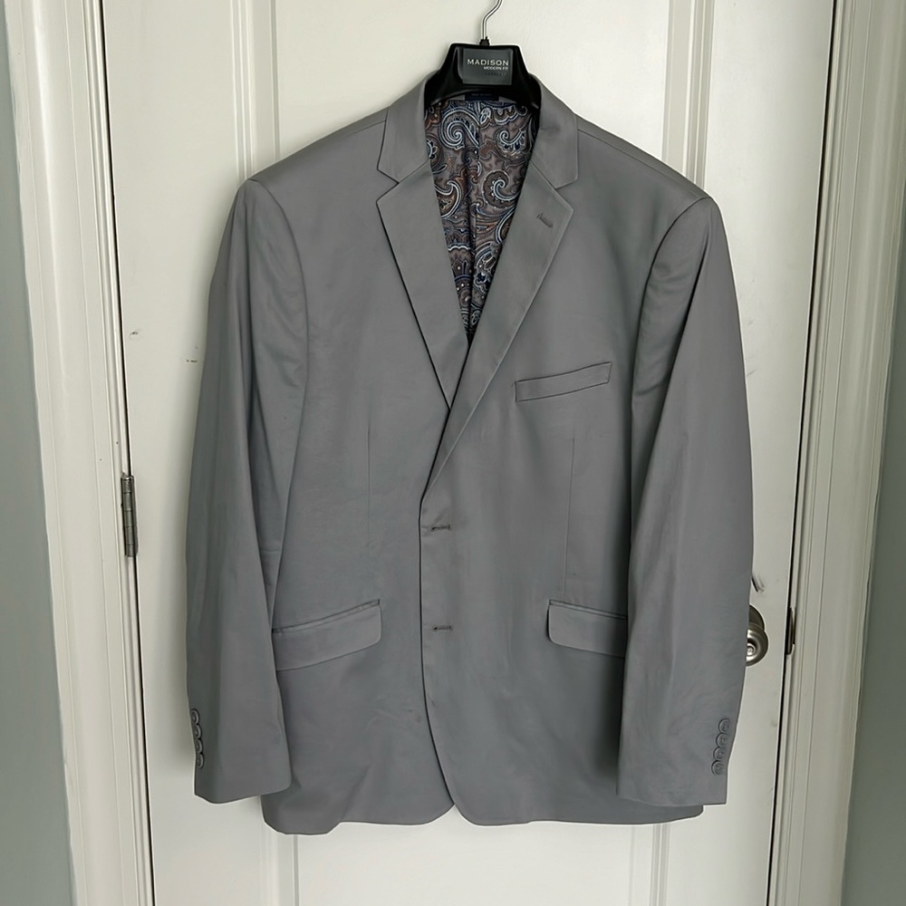 Madison modern fit men’s 46R gray sport coat